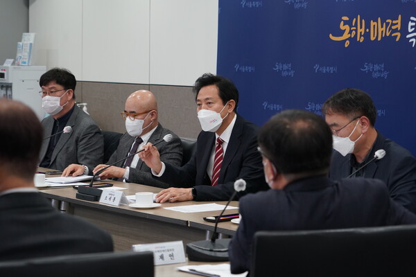 오세훈 서울시장이 9일 서울시청에서 열린 장애인정책간담회에서 발언하고 있다. 2023.1.9. 연합뉴스