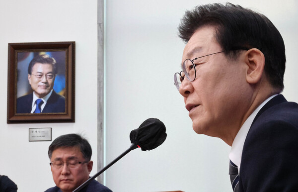 더불어민주당 이재명 대표가 30일 오전 국회 대표실에서 자청해서 열린 기자간담회에서 발언하고 있다. 2023.1.30. 연합뉴스