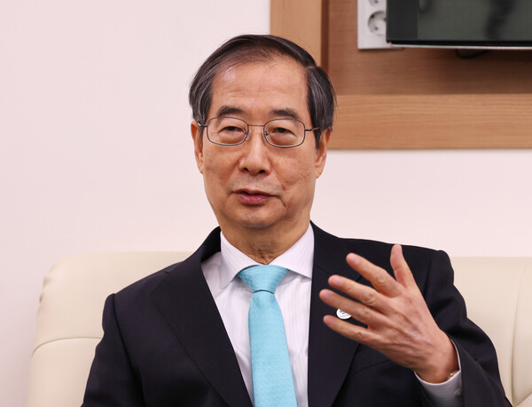 한덕수 국무총리가 22일 세종시 정부세종청사에서 열린 출입기자단과의 간담회에 참석해 발언하고 있다. 2023.2.22. 연합뉴스