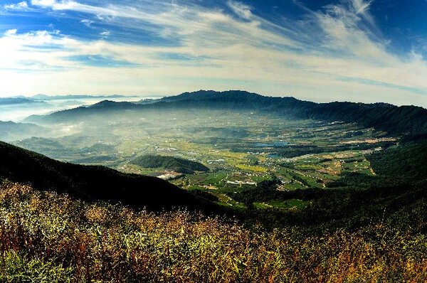 강원 양구 DMZ 펀치볼(해안). [연합뉴스 자료사진. 재판매 및 DB 금지]