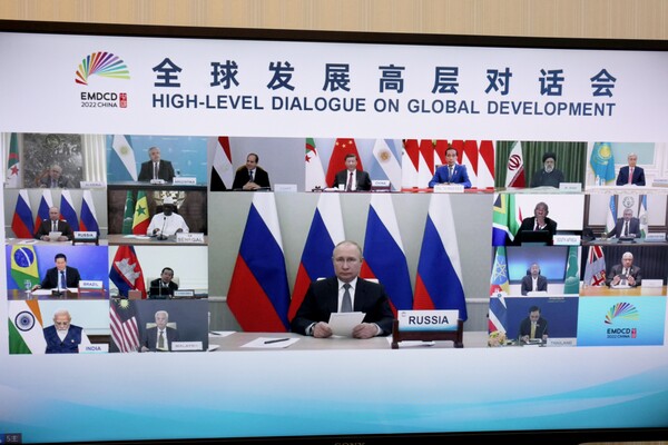 지난해 6월 열린 브릭스 화상 정상회의에서 블라디미르 푸틴 러시아 대통령이 발언하고 있다. 2022.6.24. 타스 연합뉴스