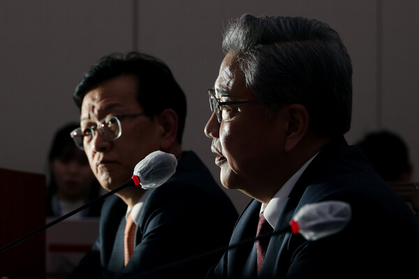 박진 외교부 장관이 12일 오후 국회에서 열린 외교통일위원회 전체회의에서 의원질의에 답하고 있다. 2023.4.12. 연합뉴스