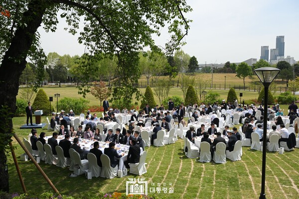 대통령실이 주최한 윤석열 정부 출범 1년 기자간담회 모습.