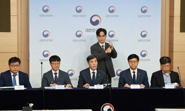 박구연 국무조정실 국무1차장이 15일 정부서울청사 별관에서 후쿠시마 원전 오염수 방류 관련 브리핑을 하고 있다. 2023.6.15. 연합뉴스