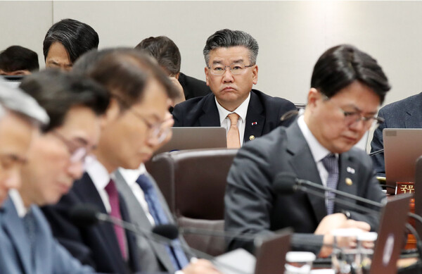 유병호 감사원 사무총장이 13일 서울 용산 대통령실에서 열린 국무회의에 참석하고 있다. 2023.6.13 [대통령실통신사진기자단] 연합뉴스