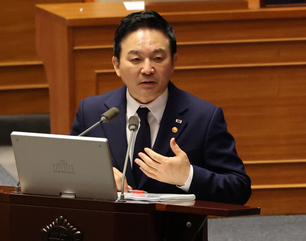 원희룡 국토부 장관이 13일 국회 본회의에서 야당 의원들의 대정부 질문에 답변하고 있다. 2023.6.13. 연합뉴스