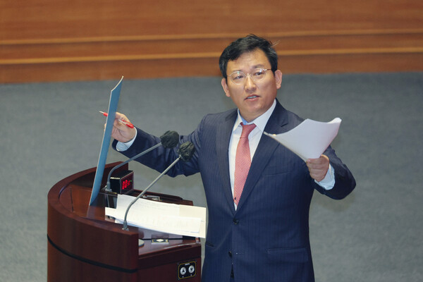 국회 본회의장에서 발언하고 있는 김형동 국민의힘 의원. 2023.4.11. 연합뉴스