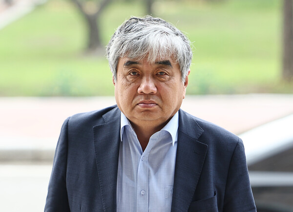 한상혁 방송통신위원장이 30일 오전 과천 방송통신위원회로 출근하고 있다. 윤석열 대통령은 이날 한 위원장 면직안을 재가했다. 2023.5.30. 연합뉴스