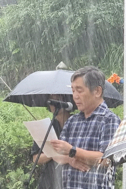 지난 9일 김수진 이화여대 명예교수가 박원순 전 서울시장 3주기 추도식에서 추도사를 읽고 있다.  석락희 씨 페이스북.