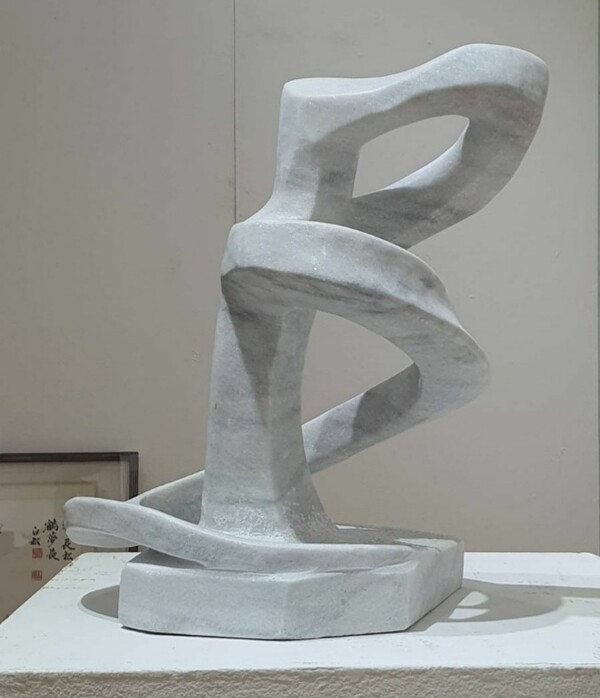 ‘살풀이’ (박한흥 작) ▲작가의 말 “민족의 한을, 그동안 가슴에 담아왔던 설움을 넋들이 하며 신명나게 풀어보자.”