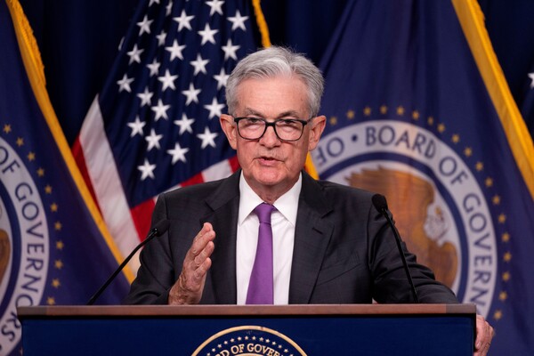 제롬 파월 미국 연방준비제도(Fed· 연준) 의장이 26일(현지시간) 워싱턴DC 연준 청사에서 연방공개시장위원회(FOMC) 정례회의를 마친 후 기자회견을 하고 있다. 2023.07.27. [EPA=연합뉴스]