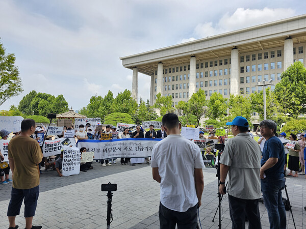 15일 국회 소통관 앞에서 열린 후쿠시마 핵오염수 '평형수 처리계획'에 관한  기자회견.   시민언론 민들레