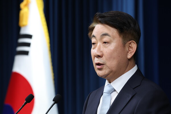 방송통신위원장 후보로 지명된 이동관 대통령 대외협력특보가 28일 서울 용산 대통령실 청사에서 인사말을 하고 있다. 2023.7.28. 연합뉴스