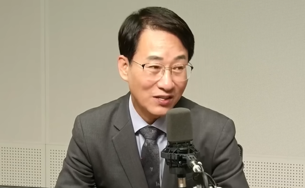 지난 20일 SBS 라디오 '김태현의 정치쇼'에 출연했던 민주당 이원욱 의원