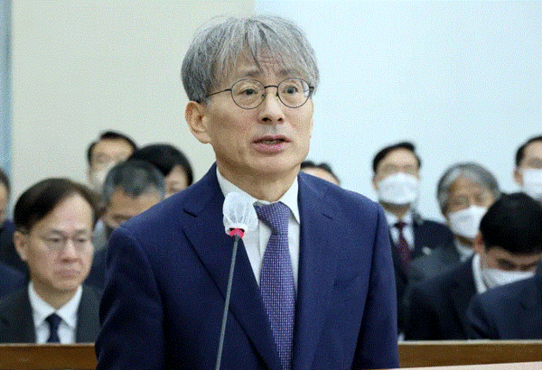 김광동 진실화해위원장이 지난 3월 13일 열린 국회 행정안전위원회 전체회의에서 업무보고를 하고 있다. 2023.3.13. 연합뉴스