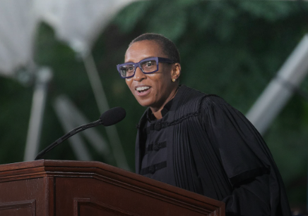 9월 29일 하버드대 총장 취임연설을 하고 있는 클로딘 게이. 하버드대 누리집