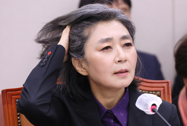 김행 여성가족부 장관 후보자가 5일 국회에서 열린 인사청문회에서 의원 질의를 듣고 있다. 2023.10.5. 연합뉴스