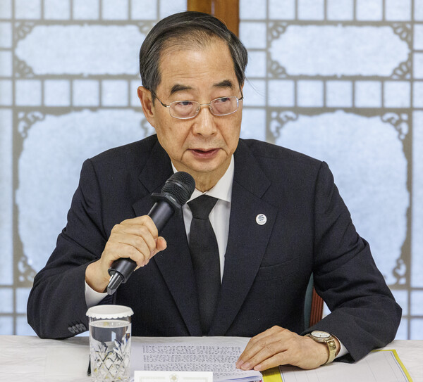 한덕수 국무총리가 29일 오전 서울 종로구 삼청동 총리 공관에서 열린 고위 당·정·대 협의회 참석해 발언하고 있다. 2023.10.29. 연합뉴스