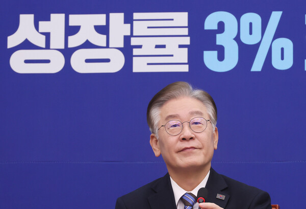 더불어민주당 이재명 대표가 2일 국회에서 민생경제 기자회견을 하고 있다. 2023.11.2. 연합뉴스