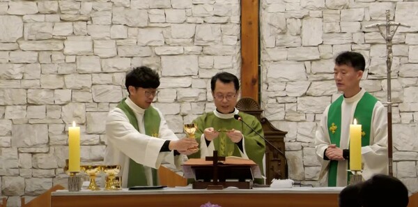 13일 오후 경기도 의정부교구 주교좌성장에서 ‘오염된 바다, 흔들리는 민주주의를 우려하는 월요시국기도회’가 열리고 있다. 2023.11.13. 천주교정의구현전국사제단 유튜브 채널 갈무리