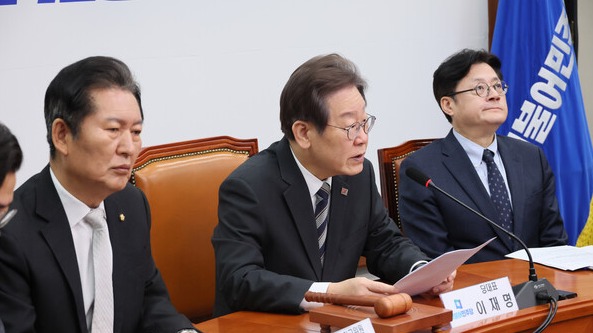 더불어민주당 이재명 대표가 24일 국회에서 열린 최고위원회의에서 발언하고 있다. 2023.11.24. 연합뉴스