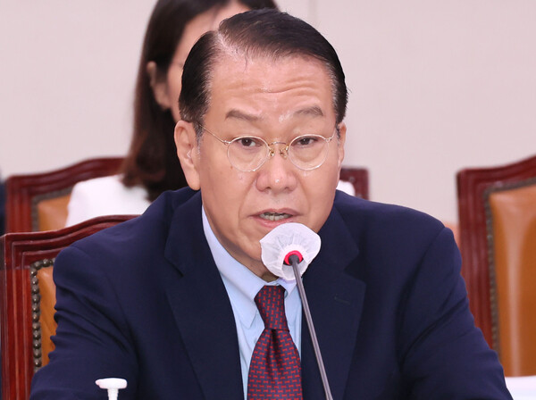 권영세 통일부 장관이 13일 국회에서 열린 외교통일위원회 전체회의에서 의원질의에 답변하고 있다. 2023.7.13. 연합뉴스