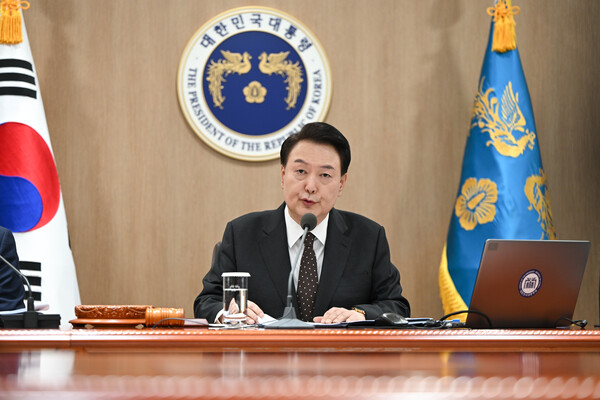 윤석열 대통령이 16일 서울 용산 대통령실 청사에서 열린 국무회의 석상에서 
