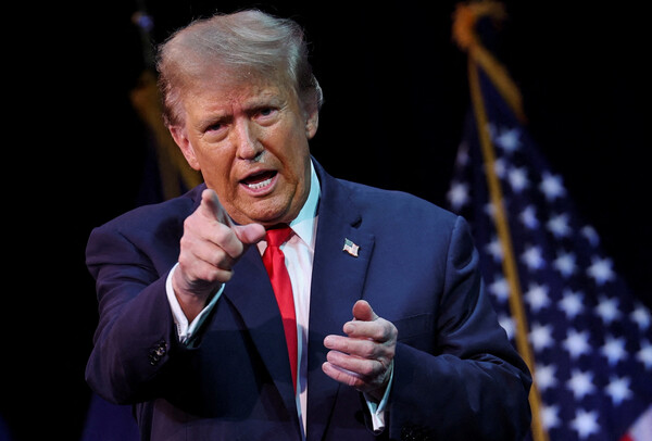 도널드 트럼프 전 미국 대통령이 미 공화당의 뉴햄프셔 프라이머리(예비경선)를 앞둔 21일 로체스터에서 선거 유세를 펼치고 있다. 2024. 01. 21 [로이터=연합뉴스]