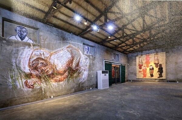 서용선미술관 전시전경 중 '하늘을 보다-서태석'.