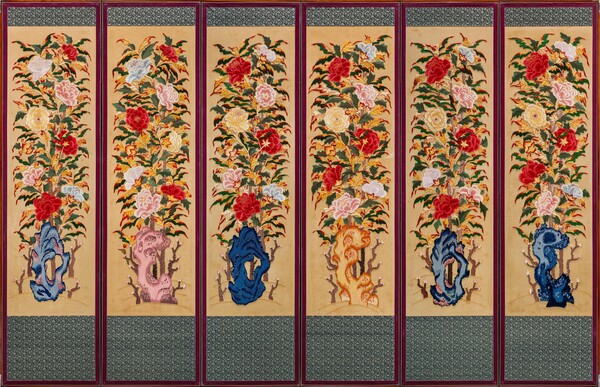 한상수 '궁중 모란도 병풍'.