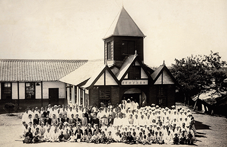 1922년 평양에 완공한 대한장로회신학교 3층짜리 교사. 장신대 제공