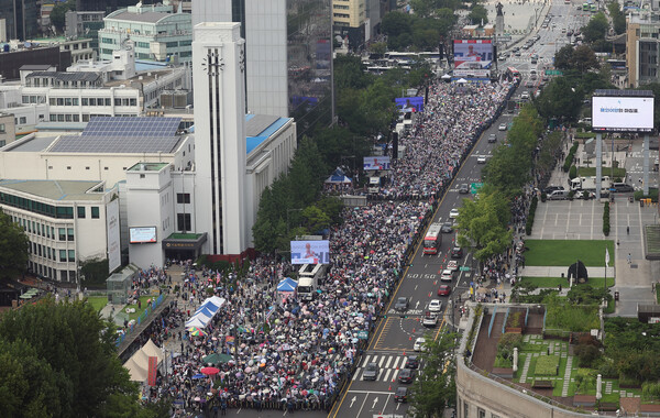 광복절인 15일 오후 자유통일당이 서울 종로구 동화면세점 인근에서 '8·15 국민혁명대회'를 열고 있다. 2024. 08.15 연합뉴스. 