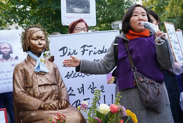 소녀상 설치,위안부 박물관 건립, 철거반대 투쟁의 전위 독일코리아협의회 한정화 대표.