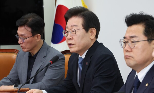 더불어민주당 이재명 대표가 21일 오전 서울 여의도 국회에서 열린 최고위원회의를 주재하고 있다. 2024.8.21. 연합뉴스 