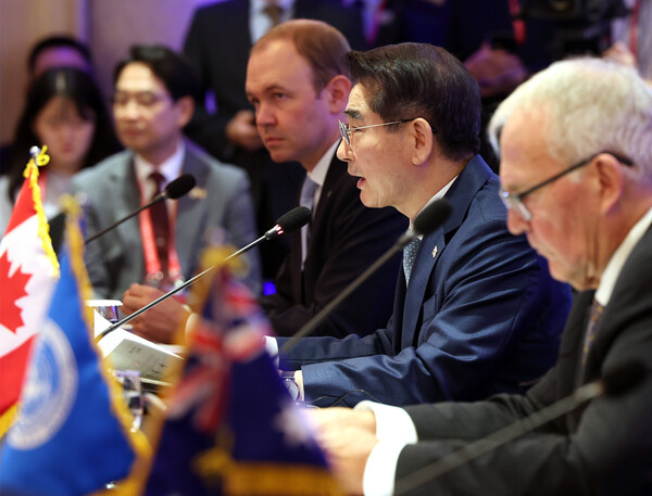  김용현 국방부 장관이 10일 오후 서울 중구 롯데호텔에서 열린 제2회 한국·유엔군사령부 회원국 국방장관회의 개회식에서 개회사를 하고 있다. 2024. 09.10 연합뉴스