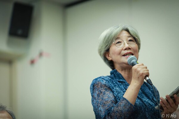 20일 전국비상시국회의 주최로 서울 정동 프란치스코 교육회관에서 열린 '1500인 시국선언' 기자회견에서 최순영 전 민주노동당 의원이 발언하고 있다. 이호 사진작가