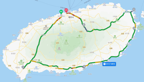 여행단에 미리 보내준 노선도와 주요행선지. 첫날 서쪽 항파두리항몽유적지와 추사유배지①, 남쪽 쇠소깍②, 둘째 날 동쪽 키아오라리조트③와 대수산봉, 섭지코지, 셋째 날 동북쪽 토끼섬④, 중산간지대 비자림과 4.3평화기념관⑤. 그리고 공항 근처 제주목관아와 용연. © 네이버지도, 이봉수 