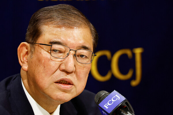 이시바 시게루 전 일본 자민당 간사장이 지난 6일 도쿄에서 기자회견을 하고 있다. 이시바 전 간사장은 오는 27일 열리는 자민당 총재 선거에 출마한다. 2024.09.06. 로이터 연합뉴스