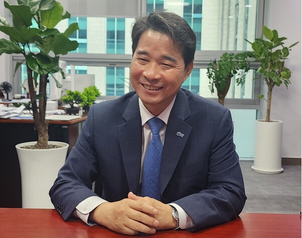 9월 27일 국회에서 인터뷰 중인 더불어민주당 송순호 최고위원. 정숙 시민기자