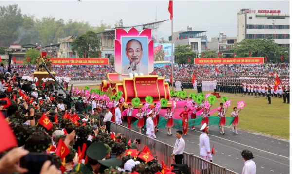 7일 베트남 디엔비엔푸시에서 열린 디엔비엔푸 승전 70주년 기념식. 2024. 05. 07 [EPA=연합뉴스]