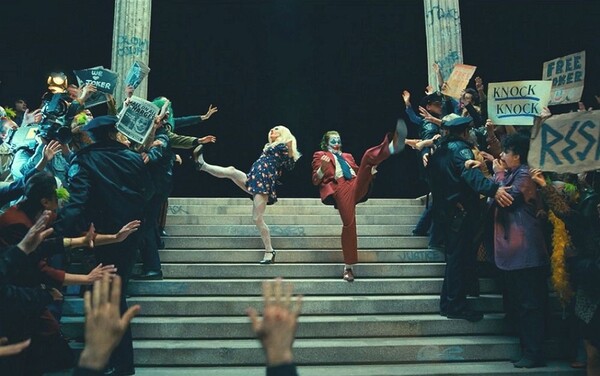 영화 '조커2'의 한 장면: 워너브러더스 코리아㈜ 제공