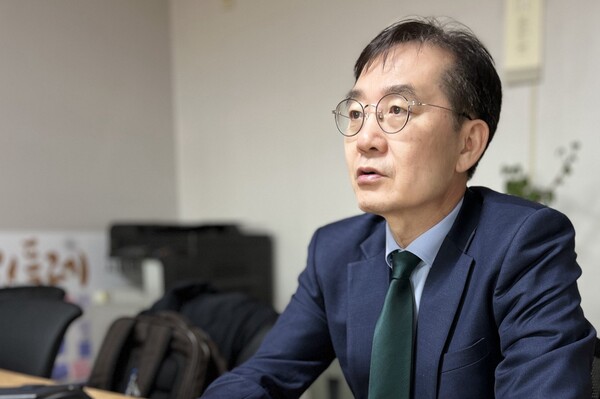 이혜정 중앙대 교수가 7일 서울 마포구 공덕동 시민언론 민들레 사무실에서 인터뷰를 하고있다. 2024.11.7. 시민언론 민들레 