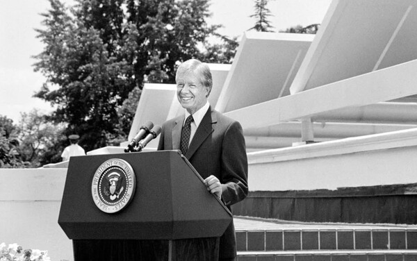 대통령 재직 당시의 지미 카터.    위키백과
