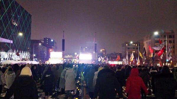 지난 1월 5일 한남동 탄핵 찬성 집회 장면. 사진=황융하 시민기자