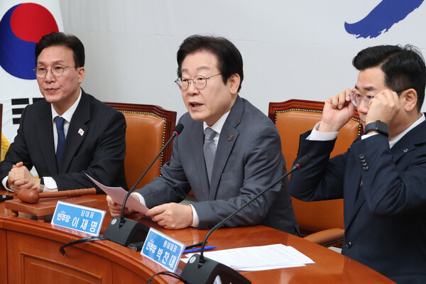 더불어민주당 이재명 대표가 31일 서울 여의도 국회에서 열린 최고위원회의에서 발언하고 있다. 2025.1.31 연합뉴스