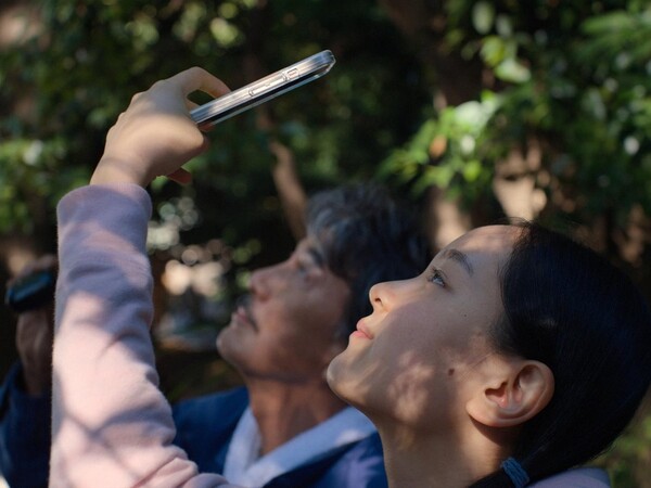 영화에서 유일한 소동은 조카 니코가 가출해 찾아 온 일이다. 이 마저도 싱겁게 끝나 버린다. (사진=티캐스트)