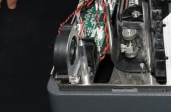 투표지 분류기 내부에 설치되어 있는 냉각팬. 2020.5.28 연합뉴스.