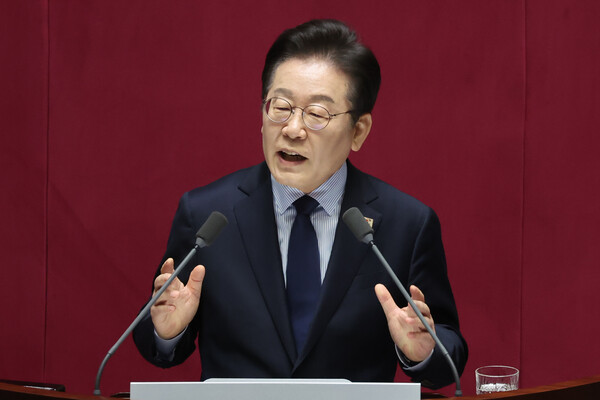 더불어민주당 이재명 대표가 10일 국회 본회의에서 교섭단체 대표 연설을 하고 있다. 2025.2.10. 연합뉴스