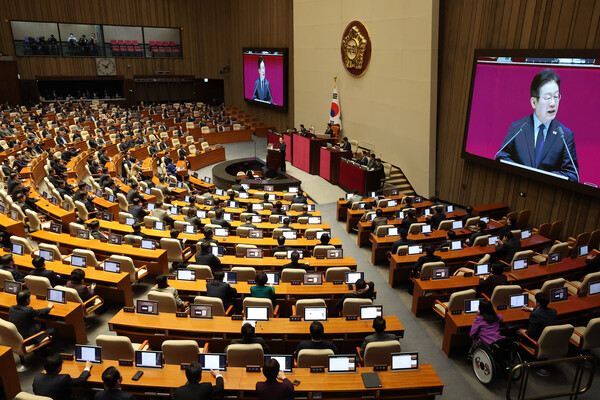 더불어민주당 이재명 대표가 10일 서울 여의도 국회에서 열린 본회의에서 교섭단체 대표연설을 하고 있다. 2025.2.10. 연합뉴스