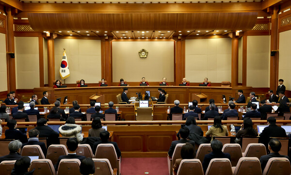 18일 서울 종로구 헌법재판소에서 윤석열 대통령 탄핵심판 9차 변론이 열리고 있다. 윤 대통령은 이날 변론에 출석하기 위해 헌법재판소에 왔으나 변론 시작 전 구치소로 복귀했다. 2025.2.18. 연합뉴스